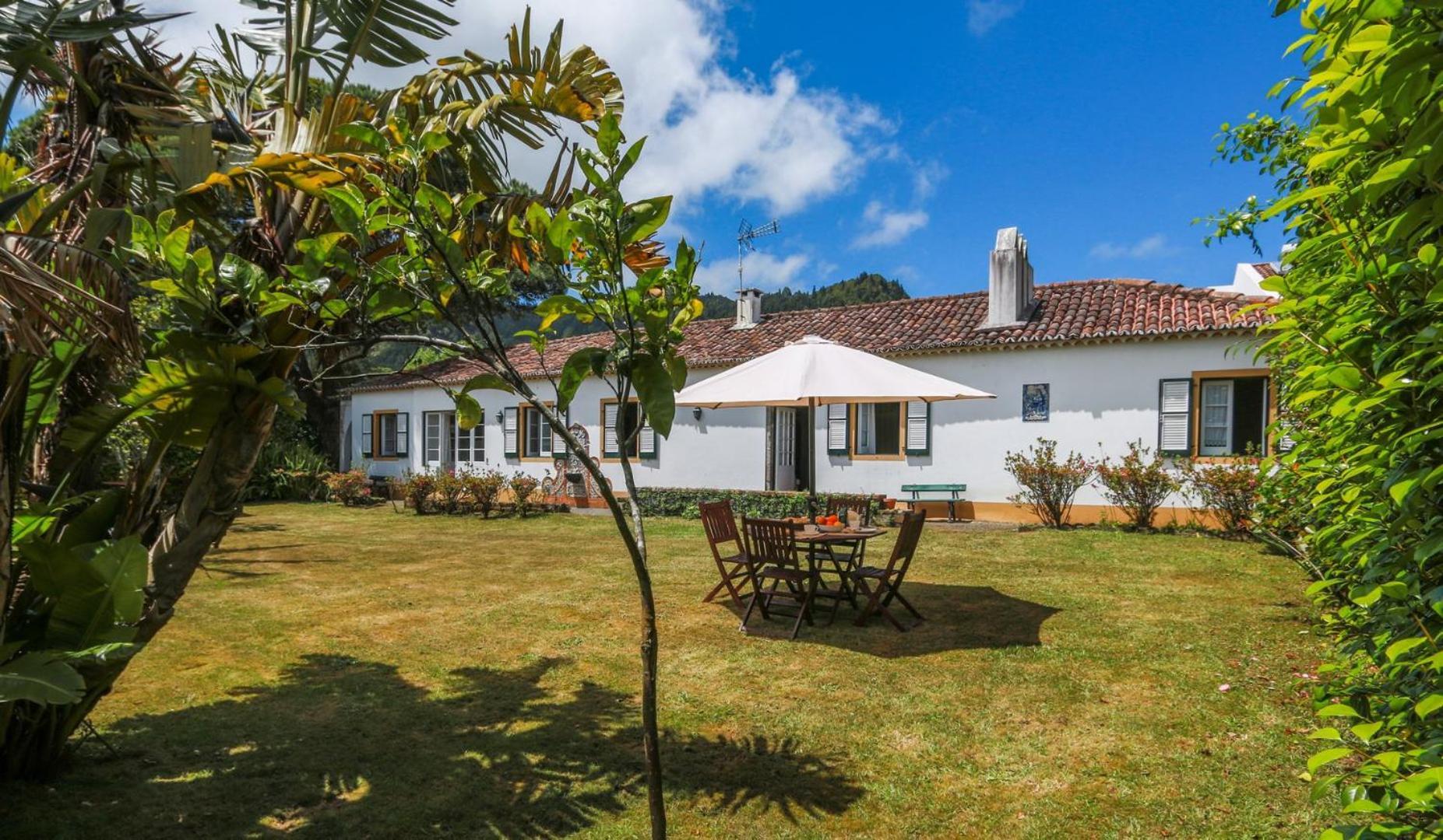 Вилла Domus Adepta Family W Garden Фурнаш Экстерьер фото